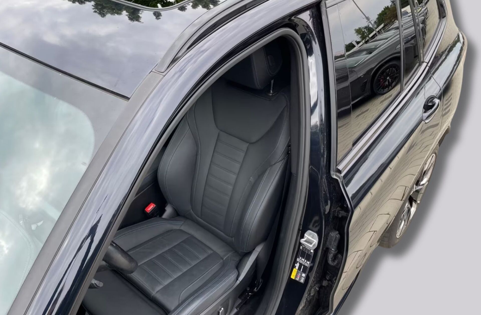 BMW iX3 M Sport Impressive