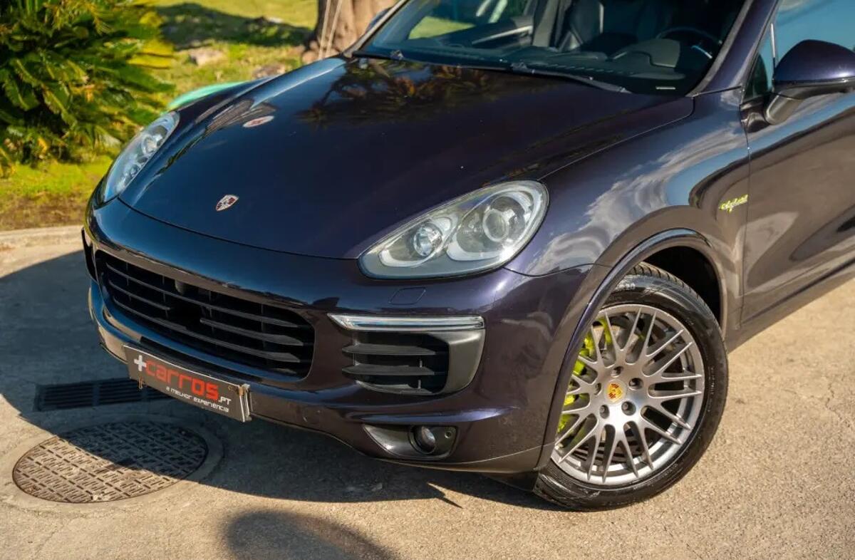 PORSCHE Cayenne S E-Hybrid