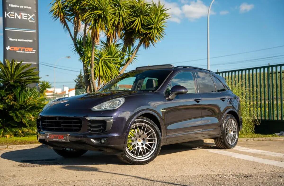PORSCHE Cayenne S E-Hybrid
