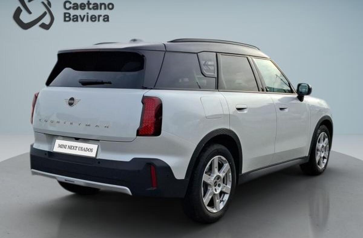 MINI Mini Countryman D Essential
