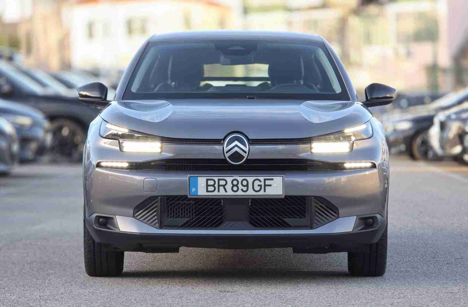 CITROEN C4 1.2 Hybrid Plus e-DSC6