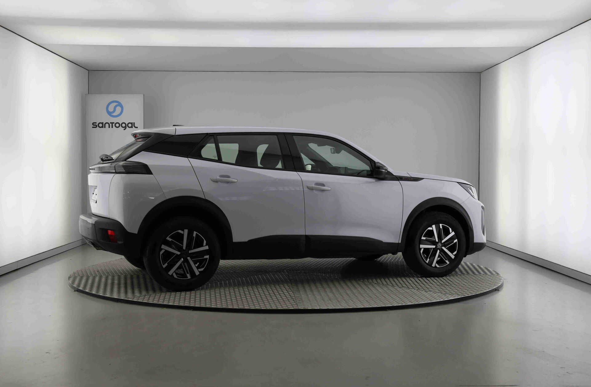 PEUGEOT 2008 1.2 PureTech Style