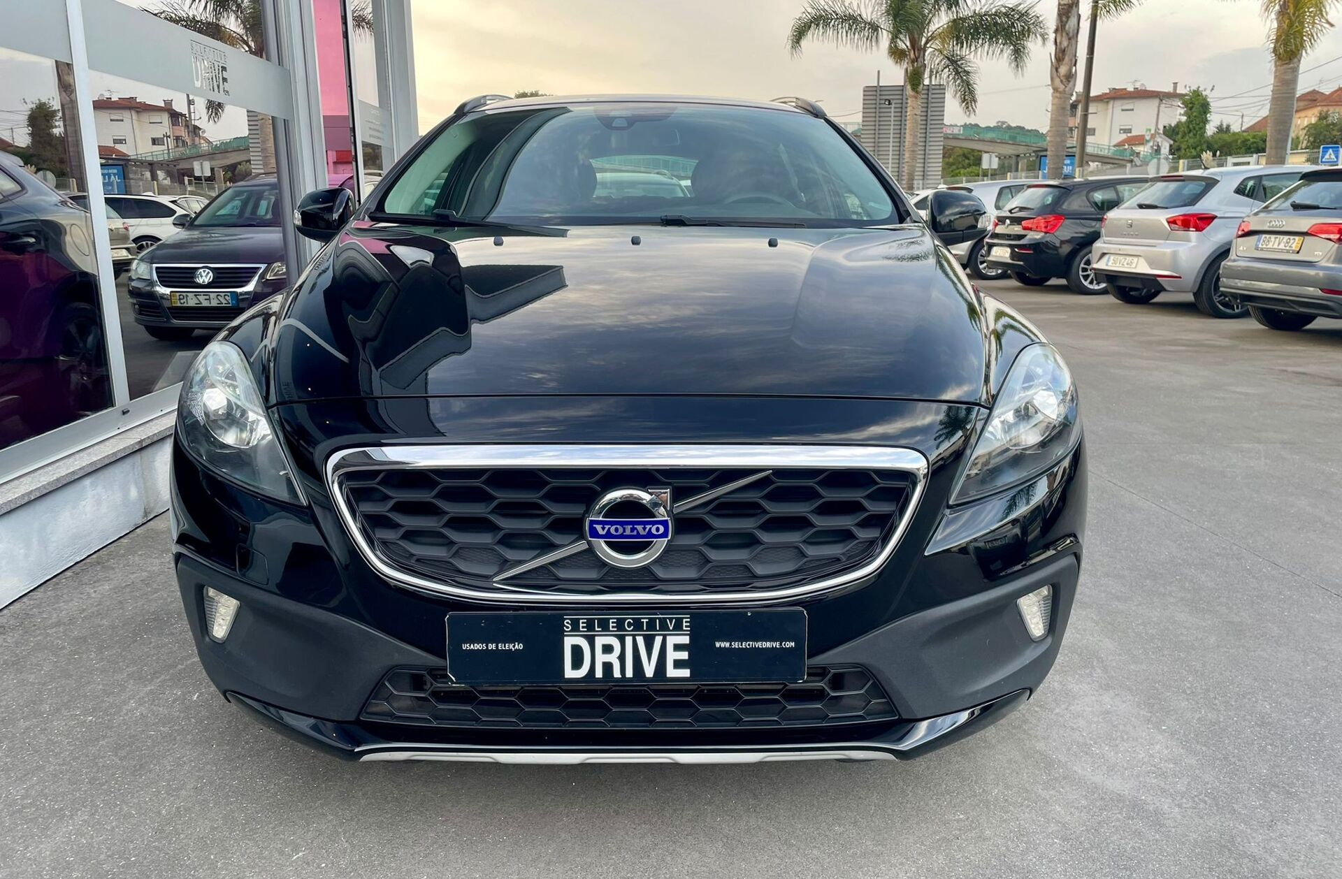 VOLVO V40 2.0 D2 Momentum