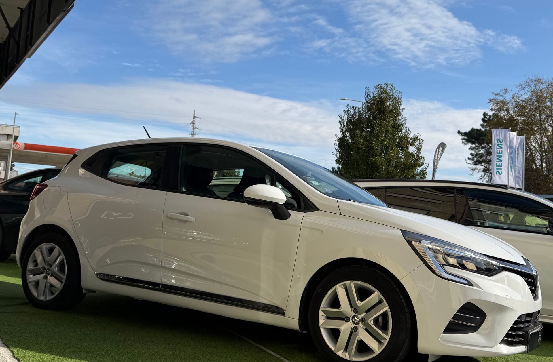 RENAULT Clio 1.0 TCe Exclusive