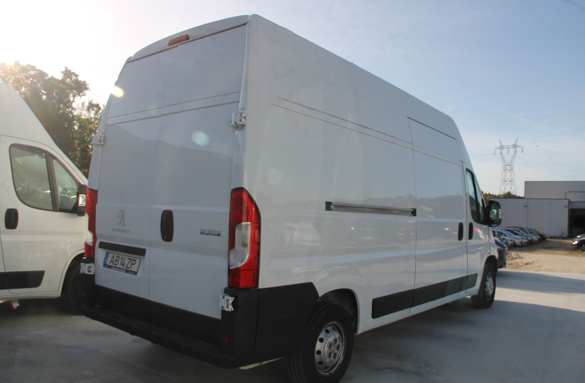 PEUGEOT Boxer 2.2 BlueHDi 330 L1H1 Premium