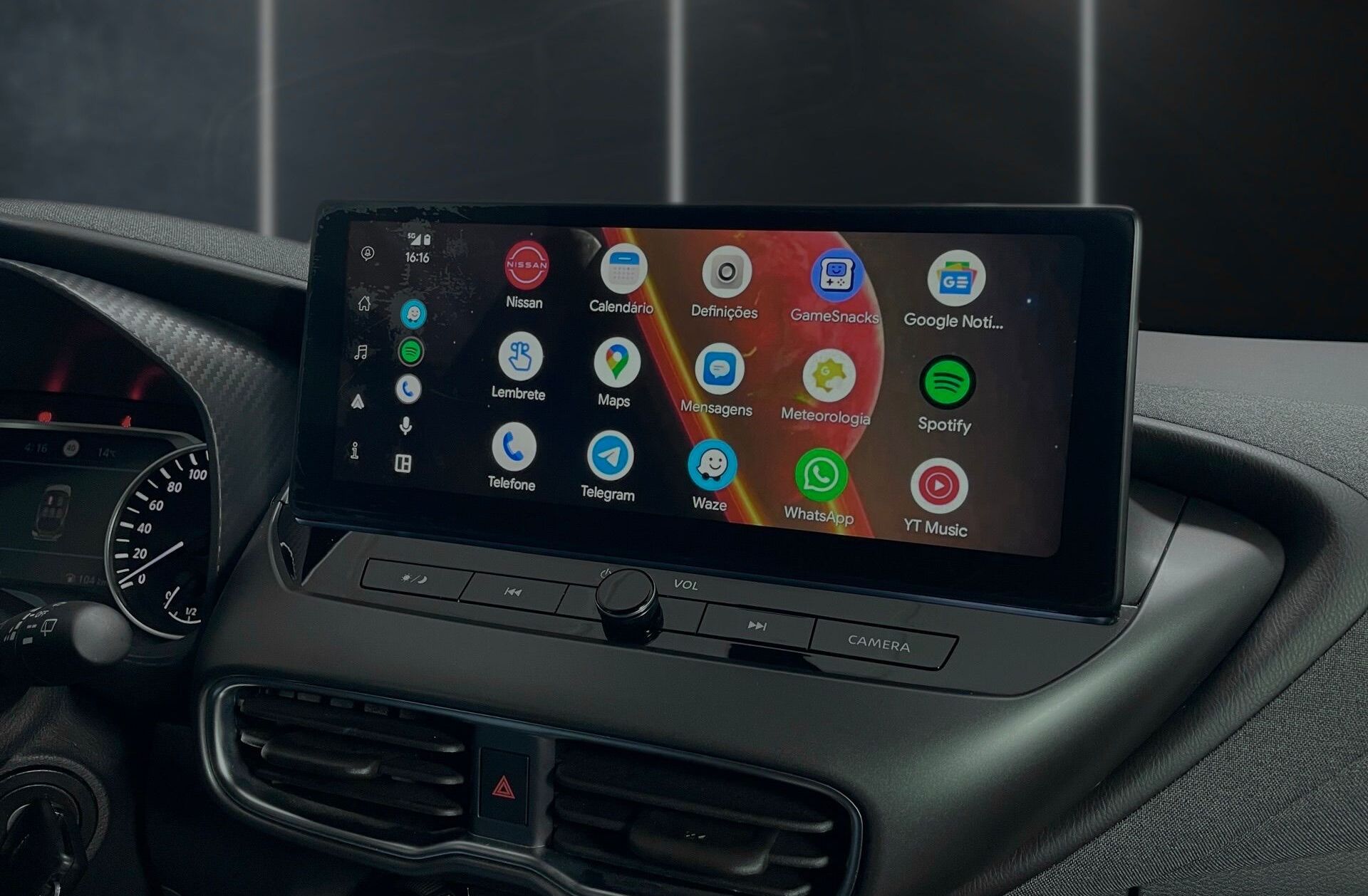 NISSAN Juke 1.0 DIG-T N-Connecta Two Tone