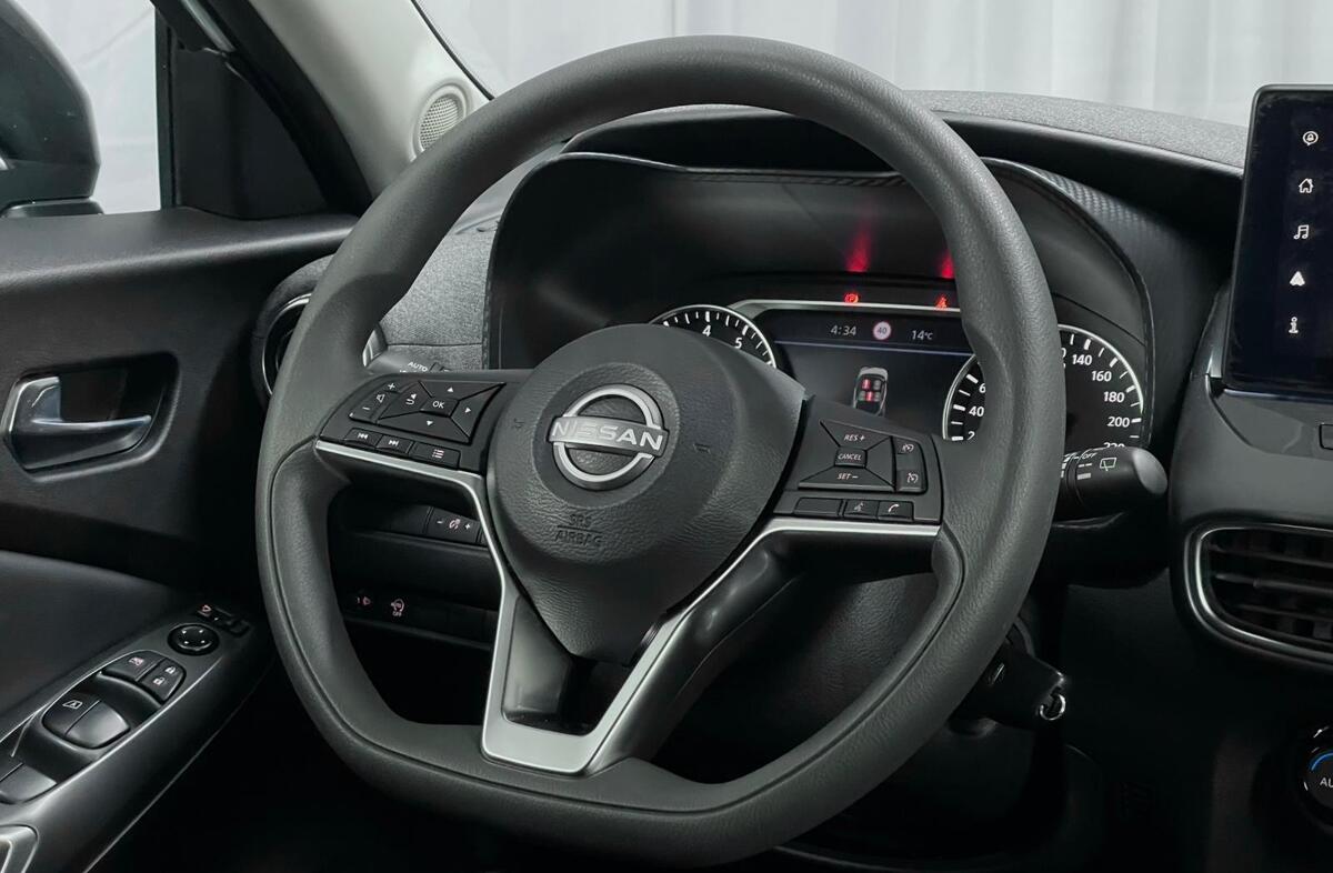 NISSAN Juke 1.0 DIG-T N-Connecta Two Tone