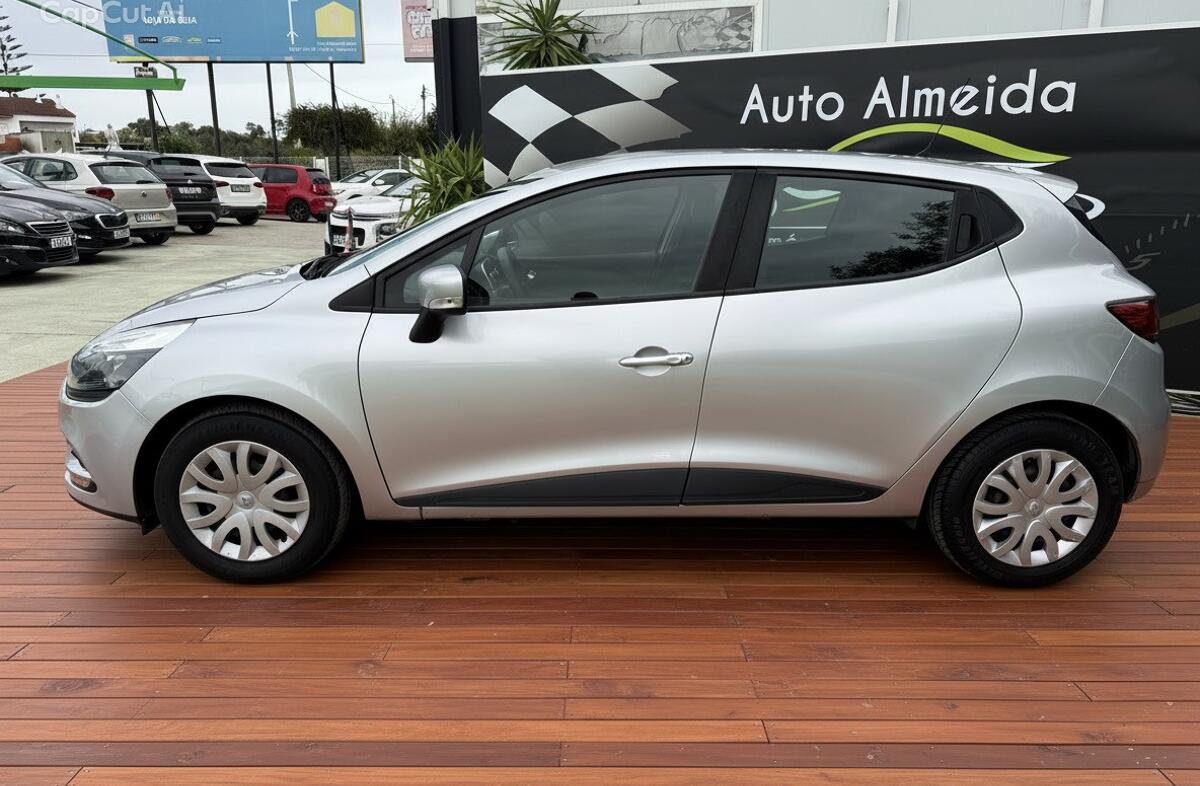 RENAULT Clio 1.5 dCi Zen