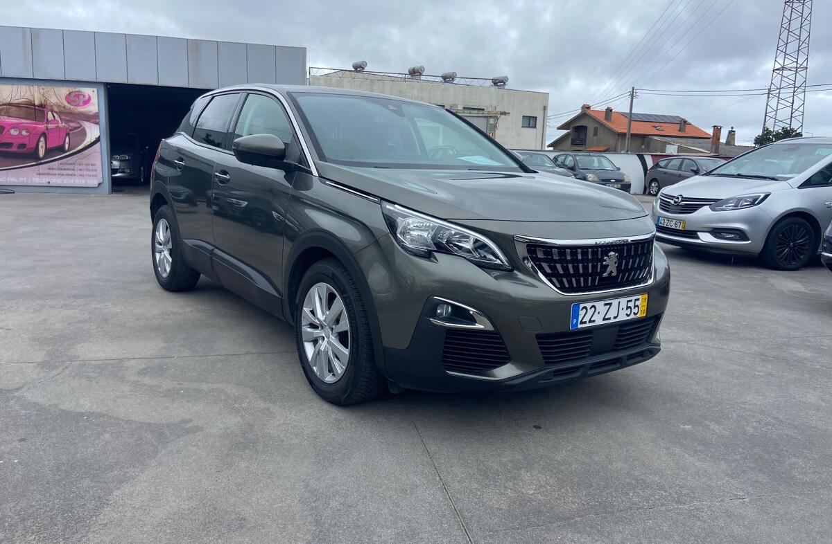 PEUGEOT 3008 1.5 BlueHDi Allure