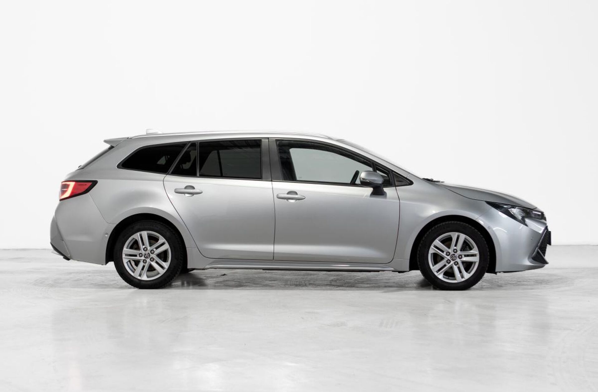 TOYOTA Corolla 1.8 Hybrid Active