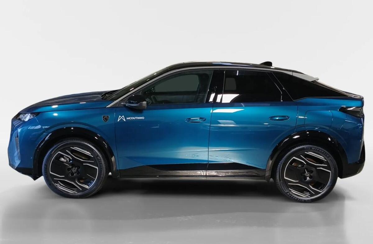 PEUGEOT 3008 e- 73 kWh GT
