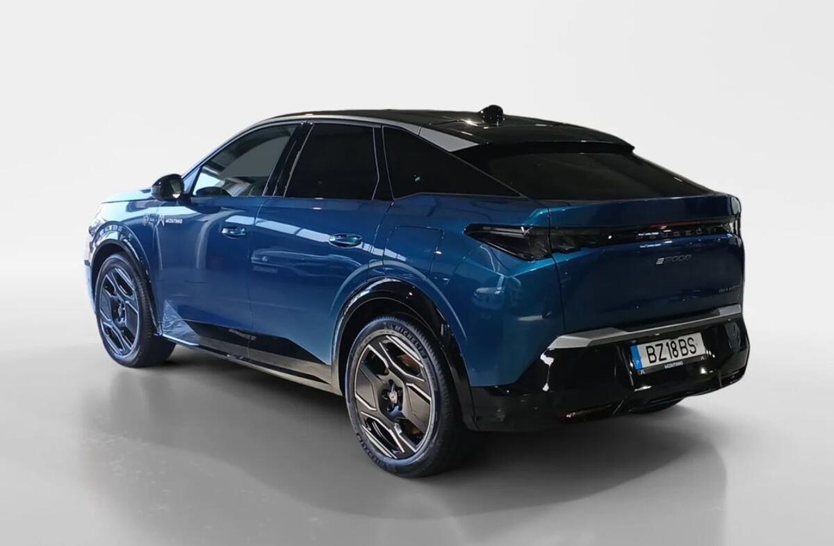 PEUGEOT 3008 e- 73 kWh GT