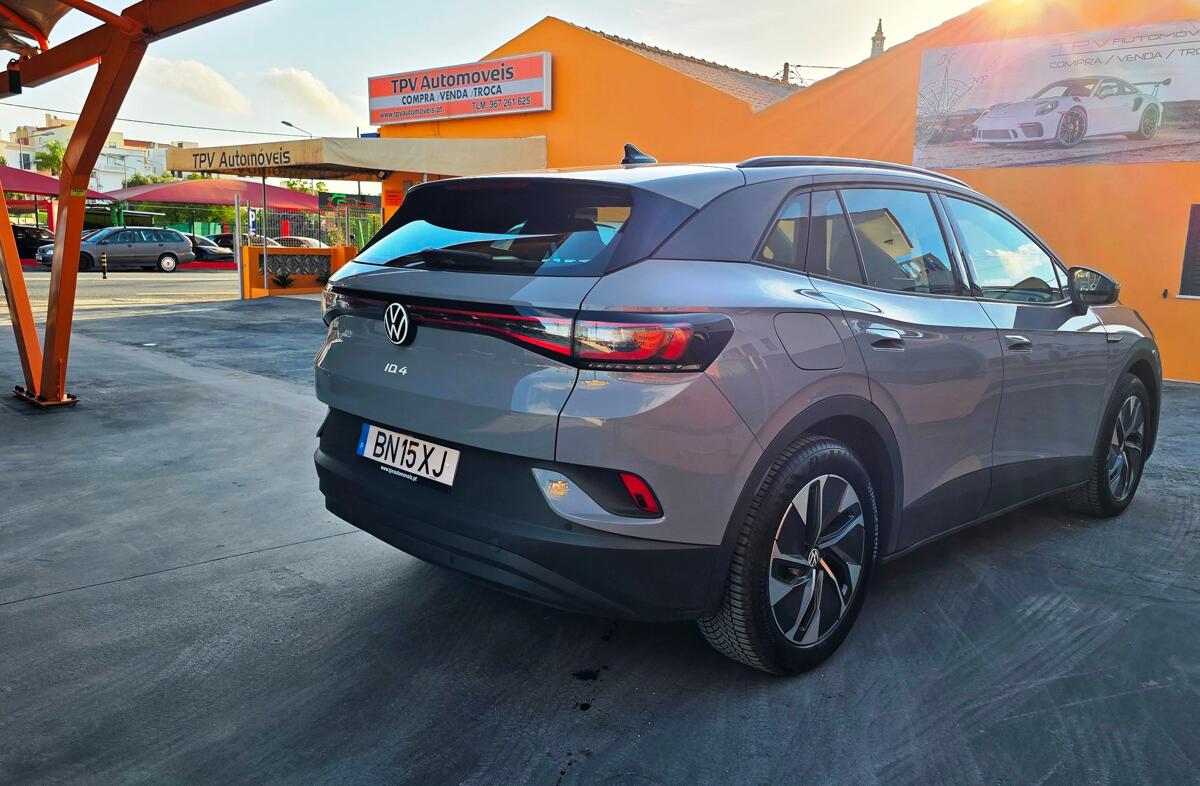 VOLKSWAGEN ID.4 52 kWh Pure Performance