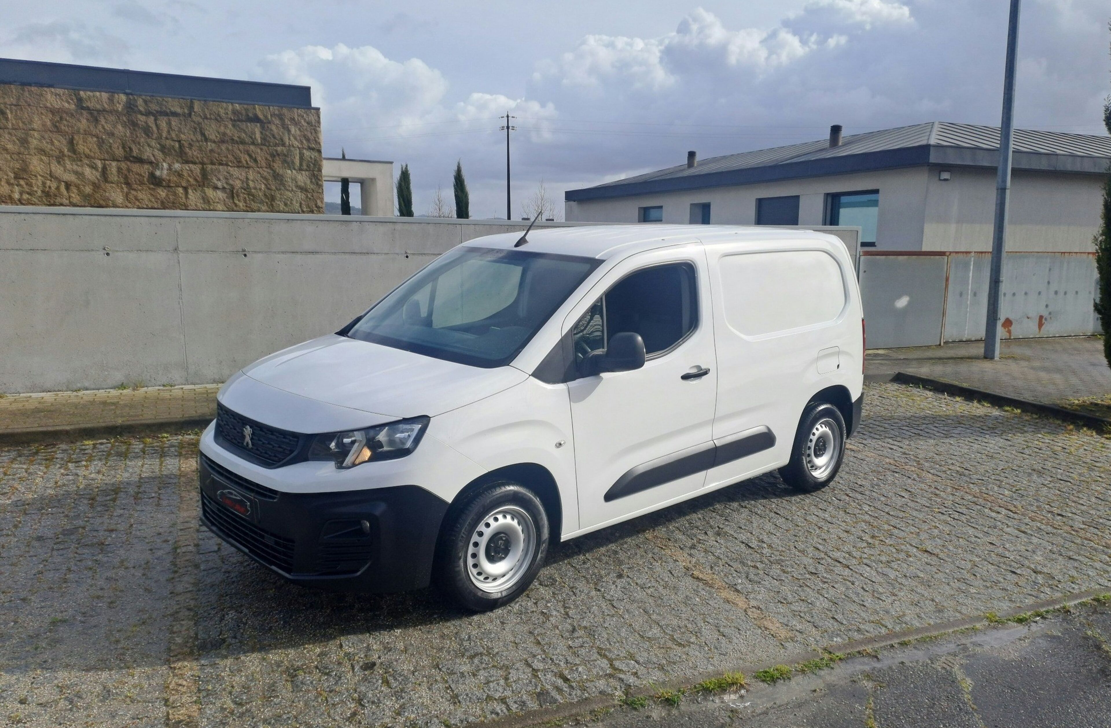 PEUGEOT Partner 1.6 BlueHDi L2 Pro 3L