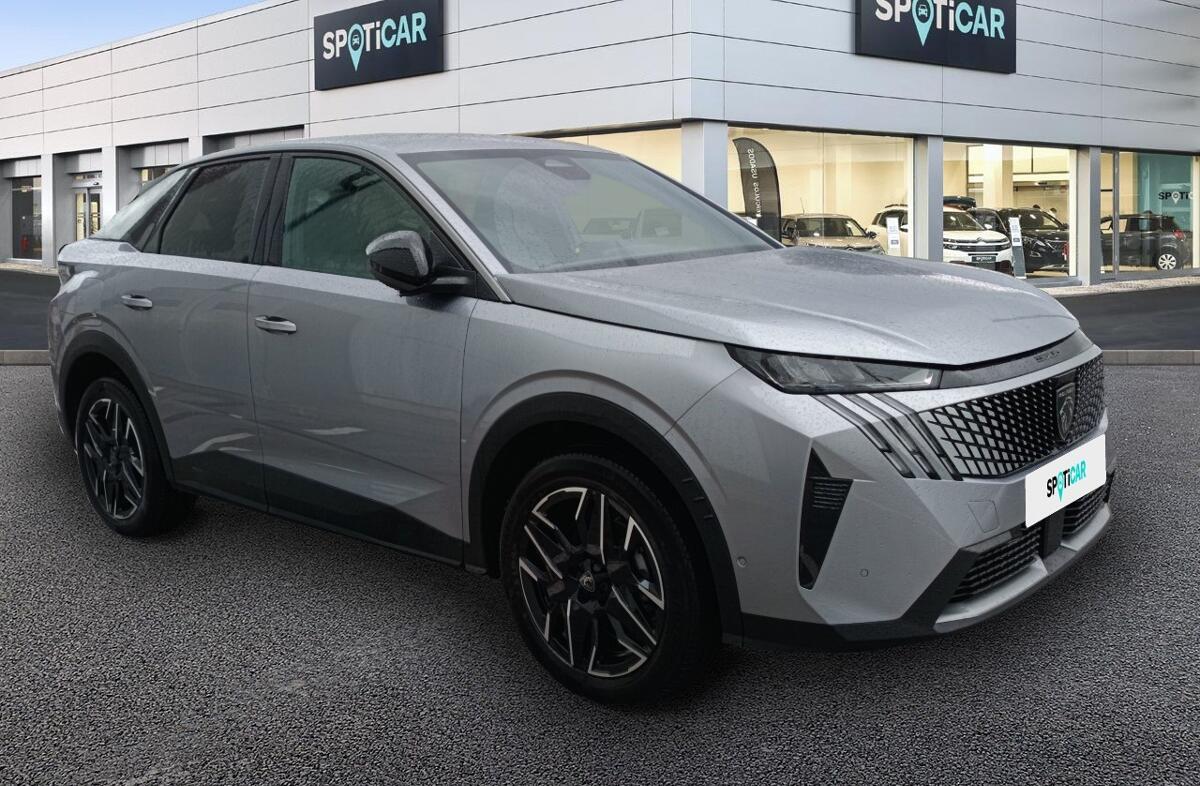 PEUGEOT 3008 1.2 Hybrid Allure e-DCS6