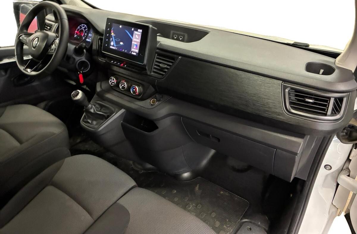 RENAULT Trafic 2.0 Blue dCi L1 Zen