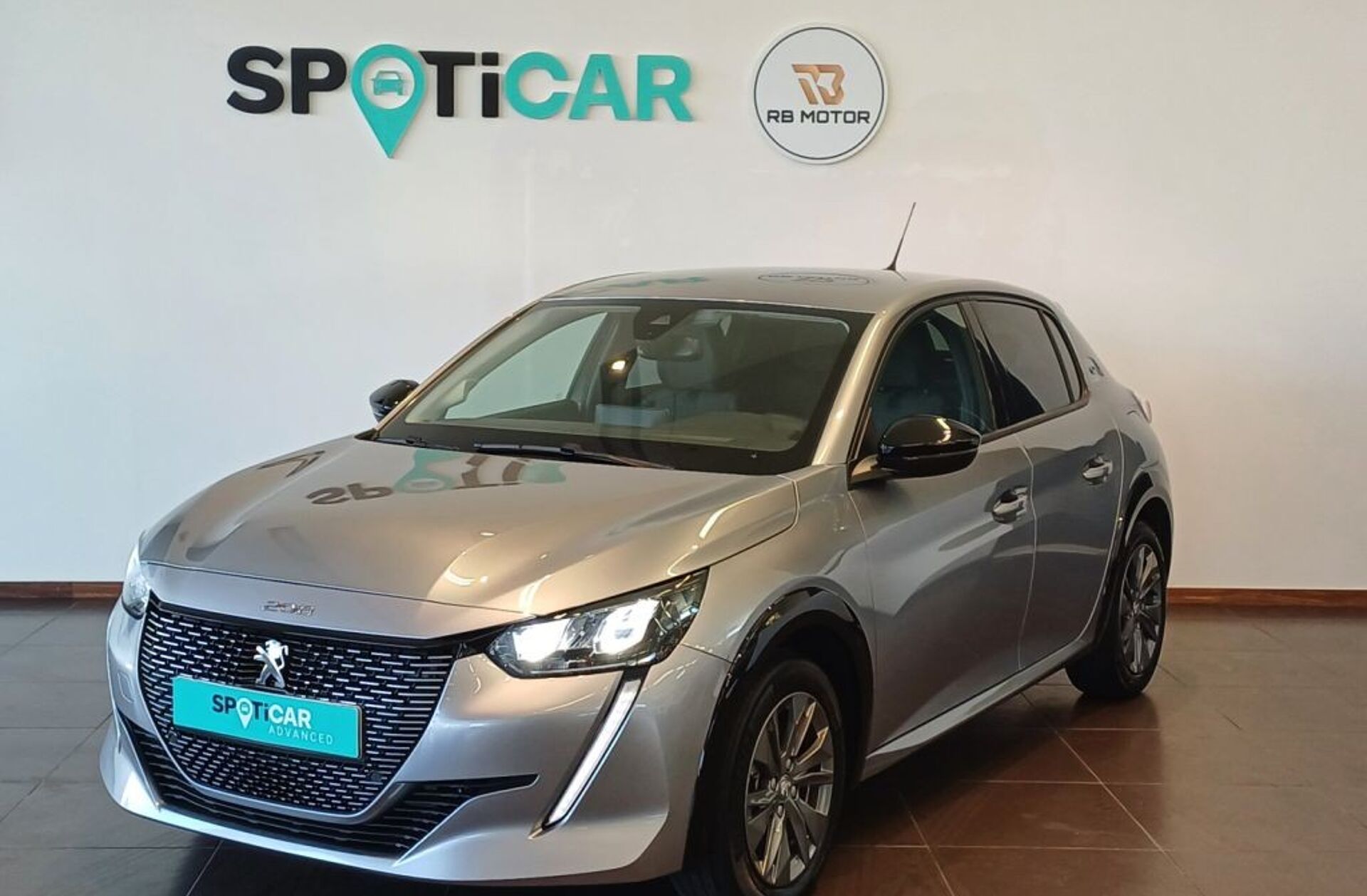 PEUGEOT 208 ALLURE PACK