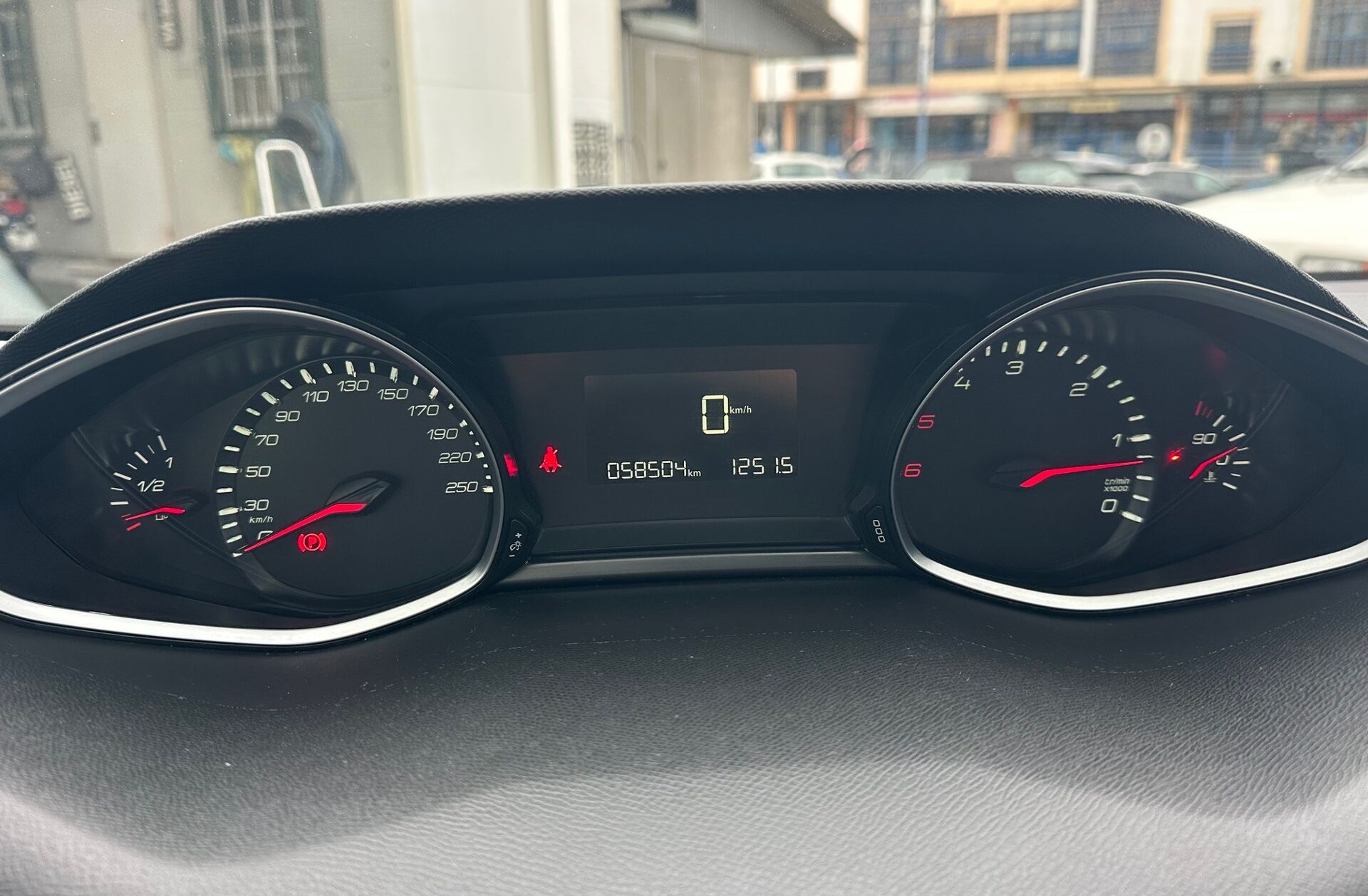 PEUGEOT 308 SW 1.5 BlueHDi Style