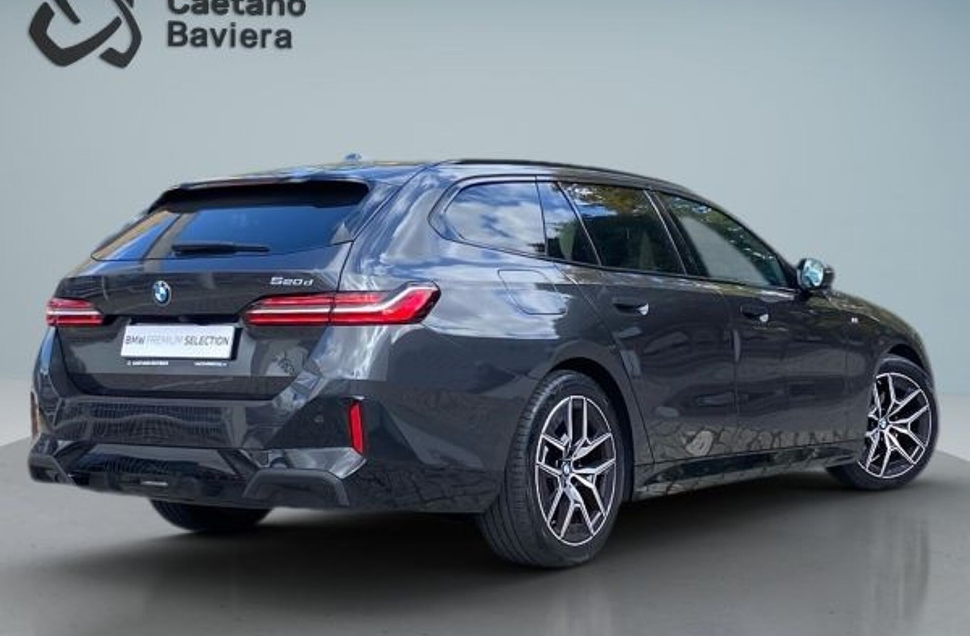 BMW Serie-5 520 d Pack Desportivo M