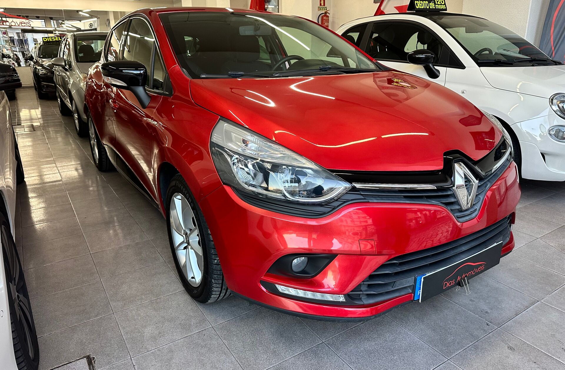 RENAULT Clio 0.9 TCe Limited Edition