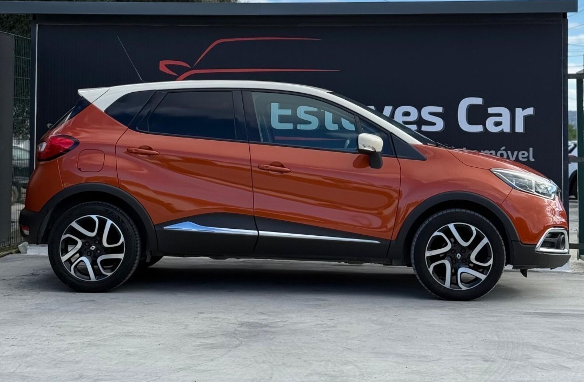RENAULT Captur 0.9 TCE Exclusive
