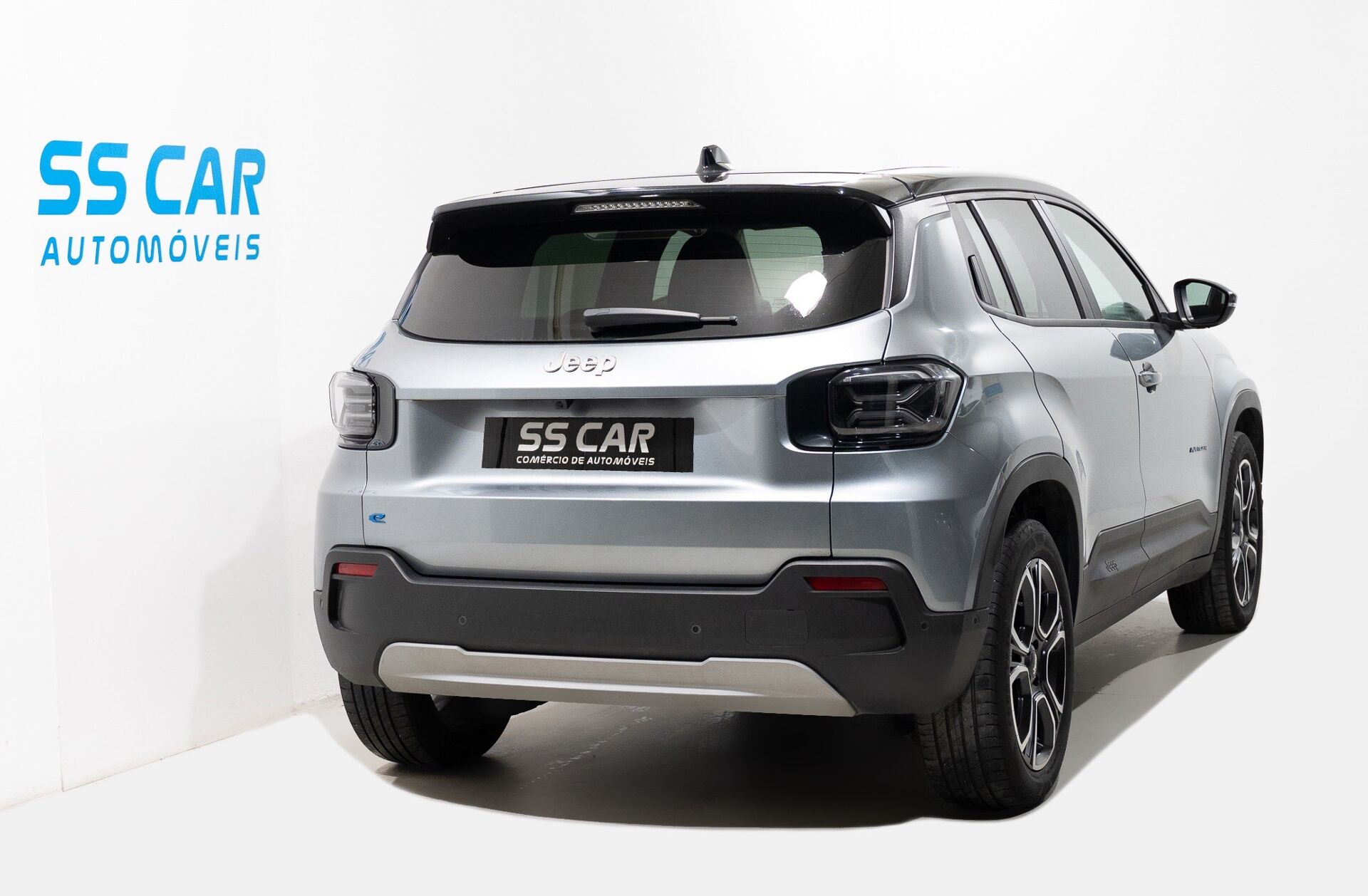 JEEP Avenger 54 kWh Summit