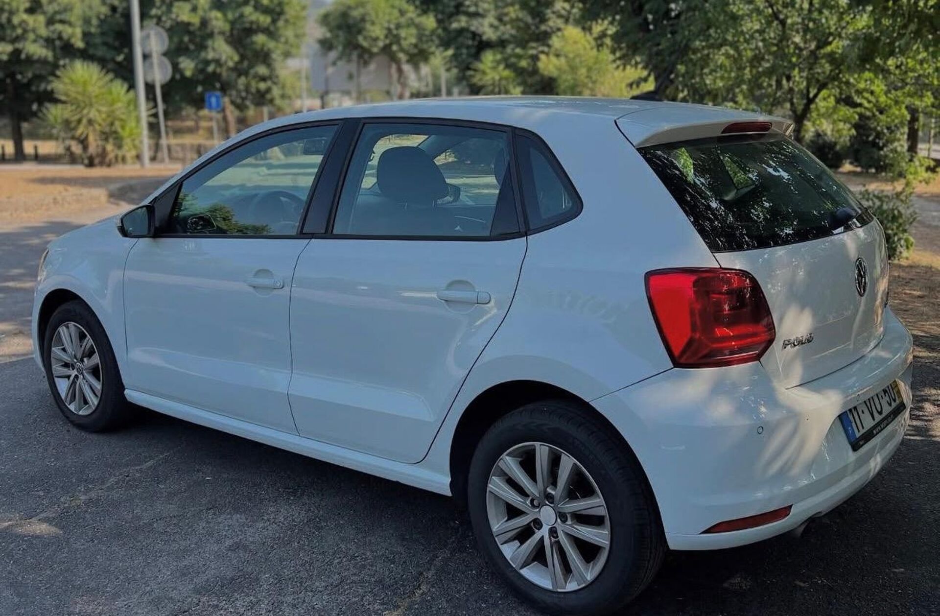 VOLKSWAGEN Polo 1.4 TDi Lounge