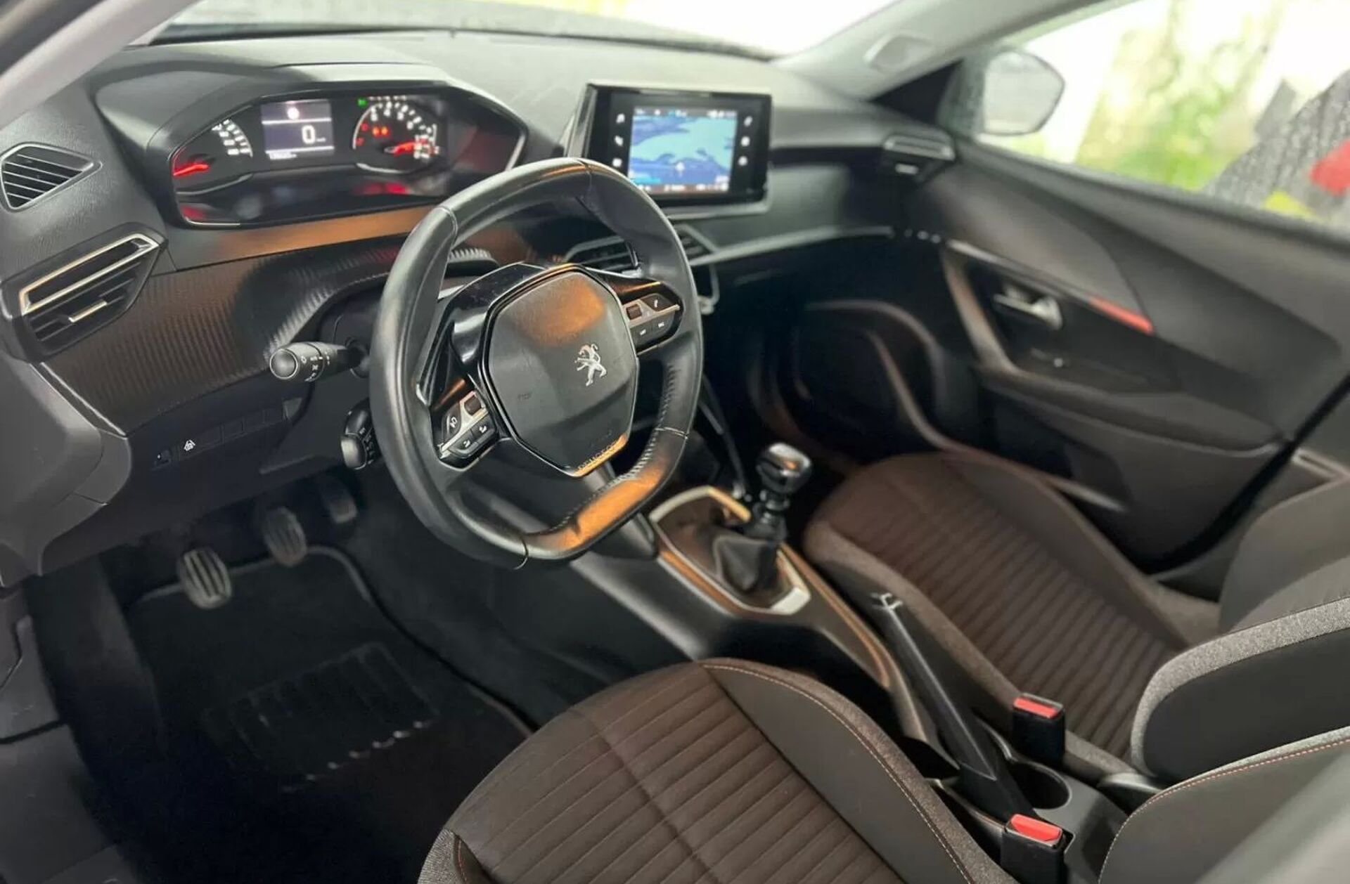 PEUGEOT 2008 1.5 BlueHDi Allure Pack