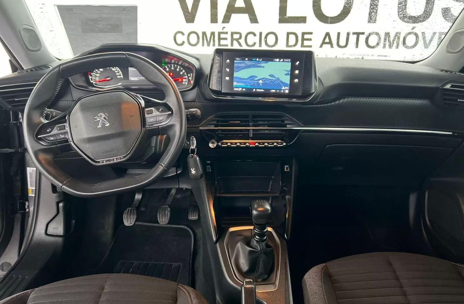 PEUGEOT 2008 1.5 BlueHDi Allure Pack