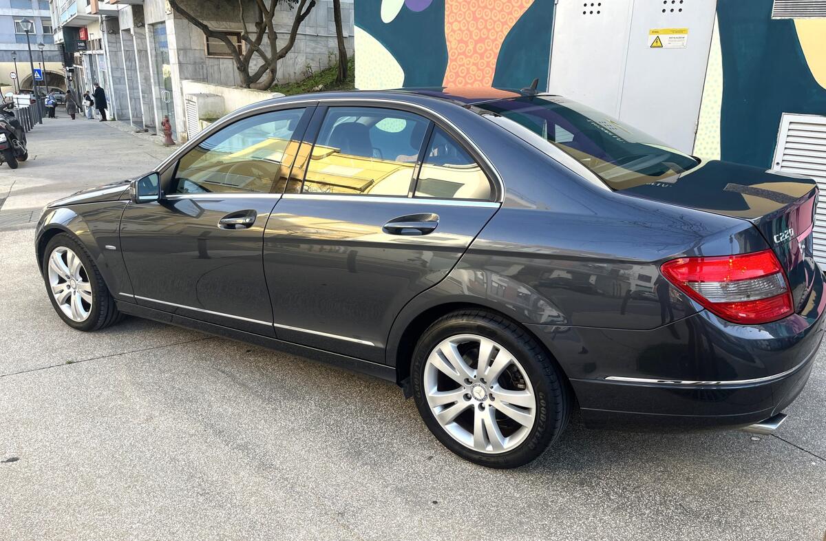 MERCEDES Classe C C 220 CDi Avantgarde BE Aut.