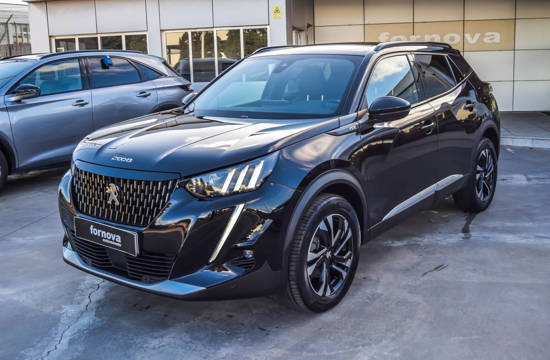 PEUGEOT 2008 1.2 PureTech GT Line EAT8