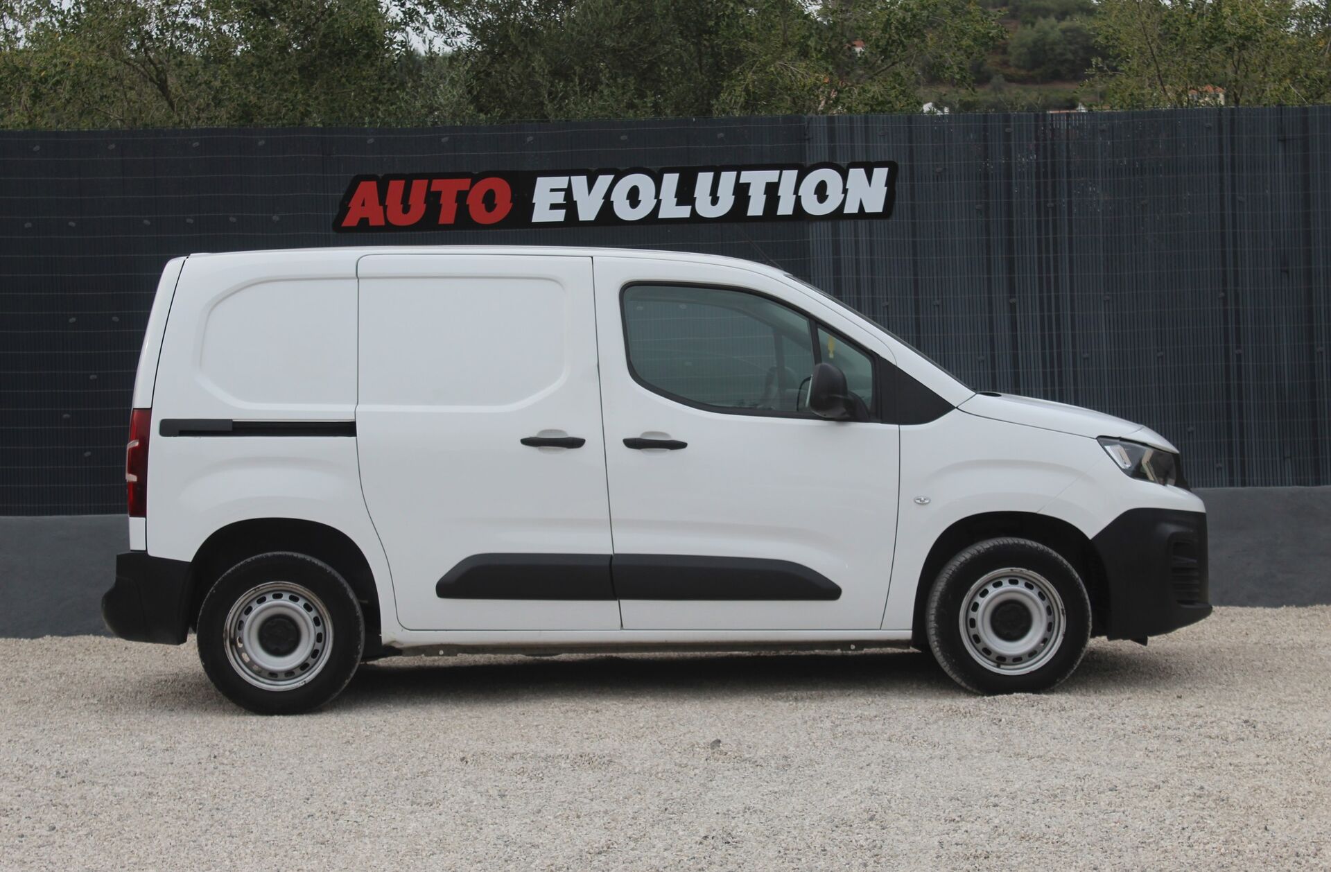 PEUGEOT Partner 1.5 BlueHDi Premium Standard