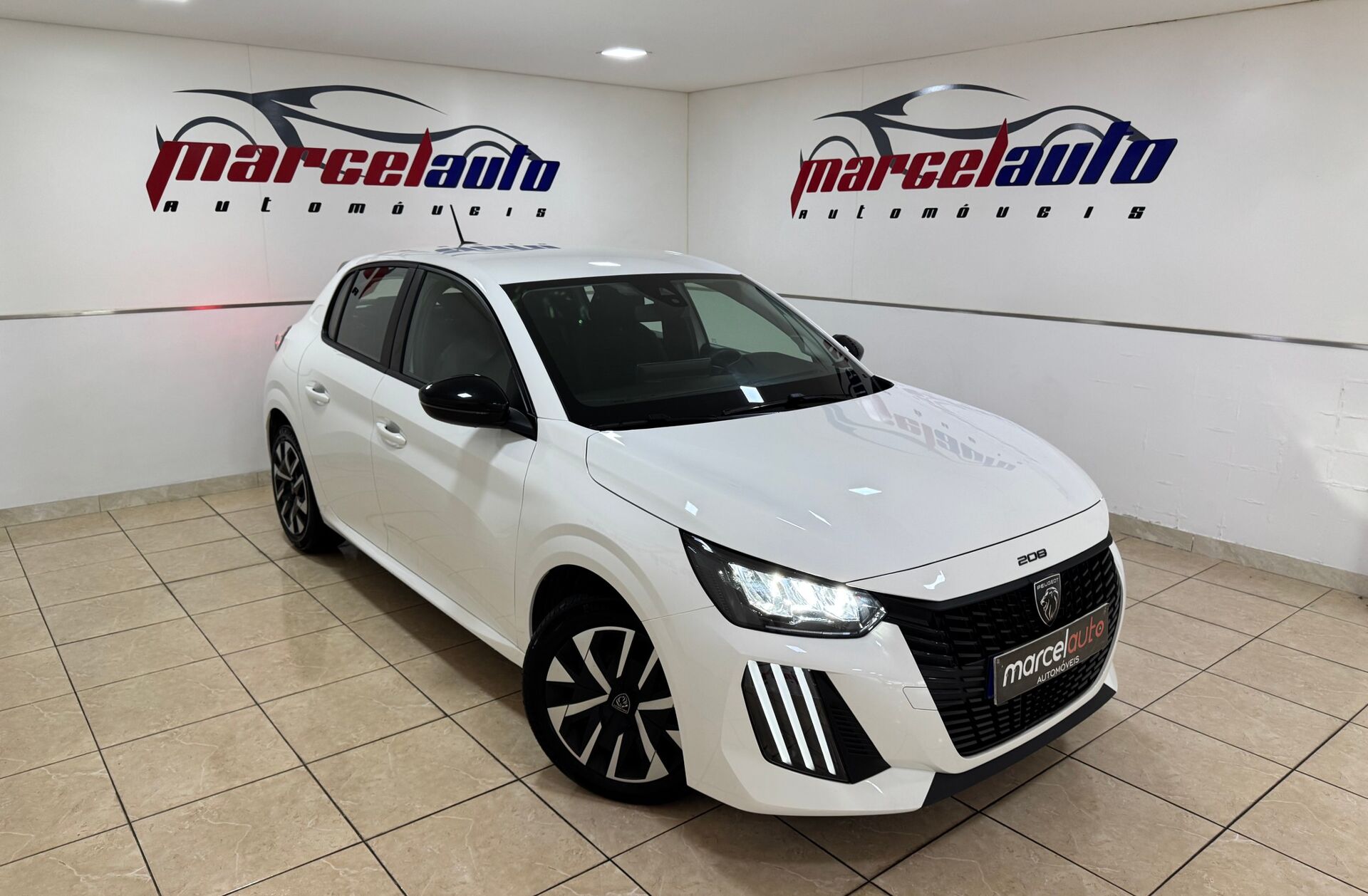 PEUGEOT 208 1.2 PureTech Active