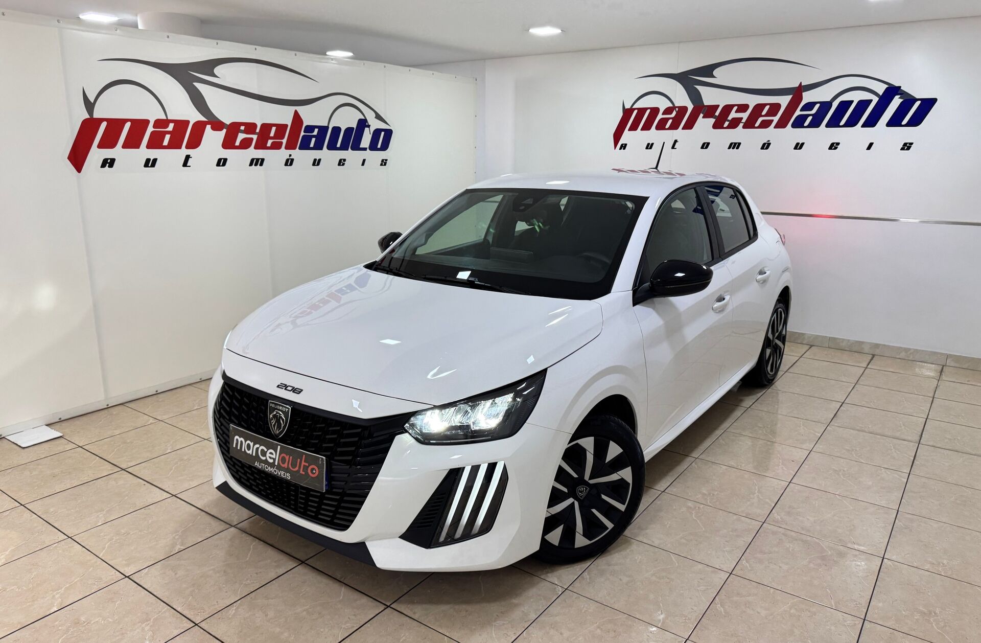 PEUGEOT 208 1.2 PureTech Active