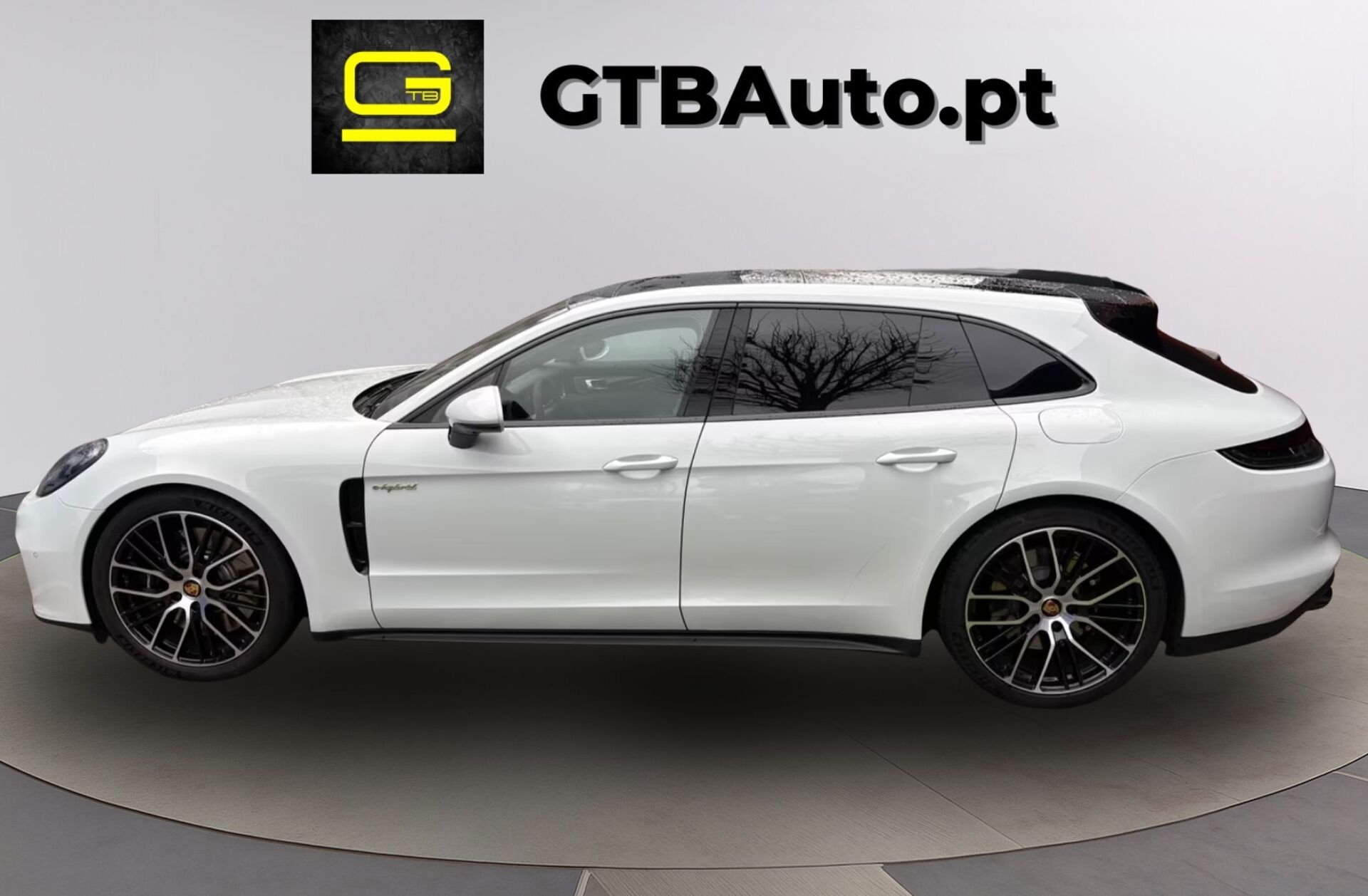 PORSCHE Panamera 4S E-Hybrid