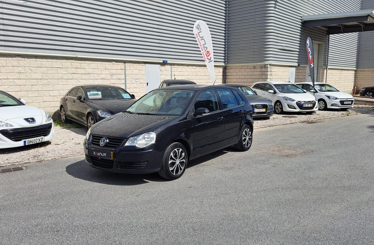 VOLKSWAGEN Polo 1.2 Confortline
