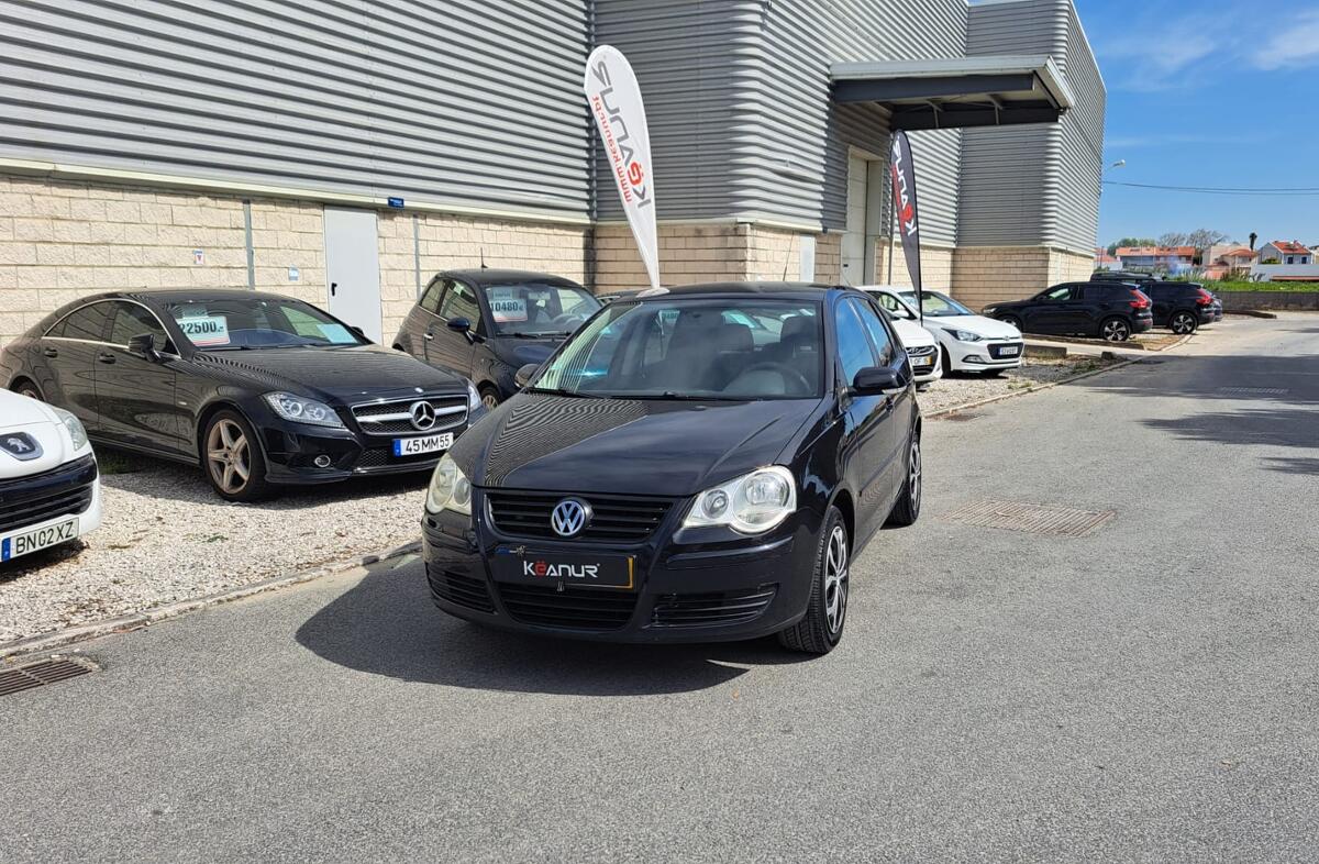 VOLKSWAGEN Polo 1.2 Confortline