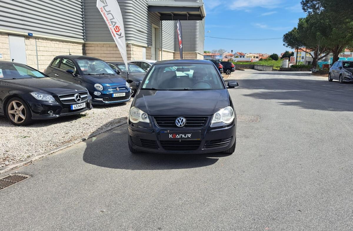 VOLKSWAGEN Polo 1.2 Confortline