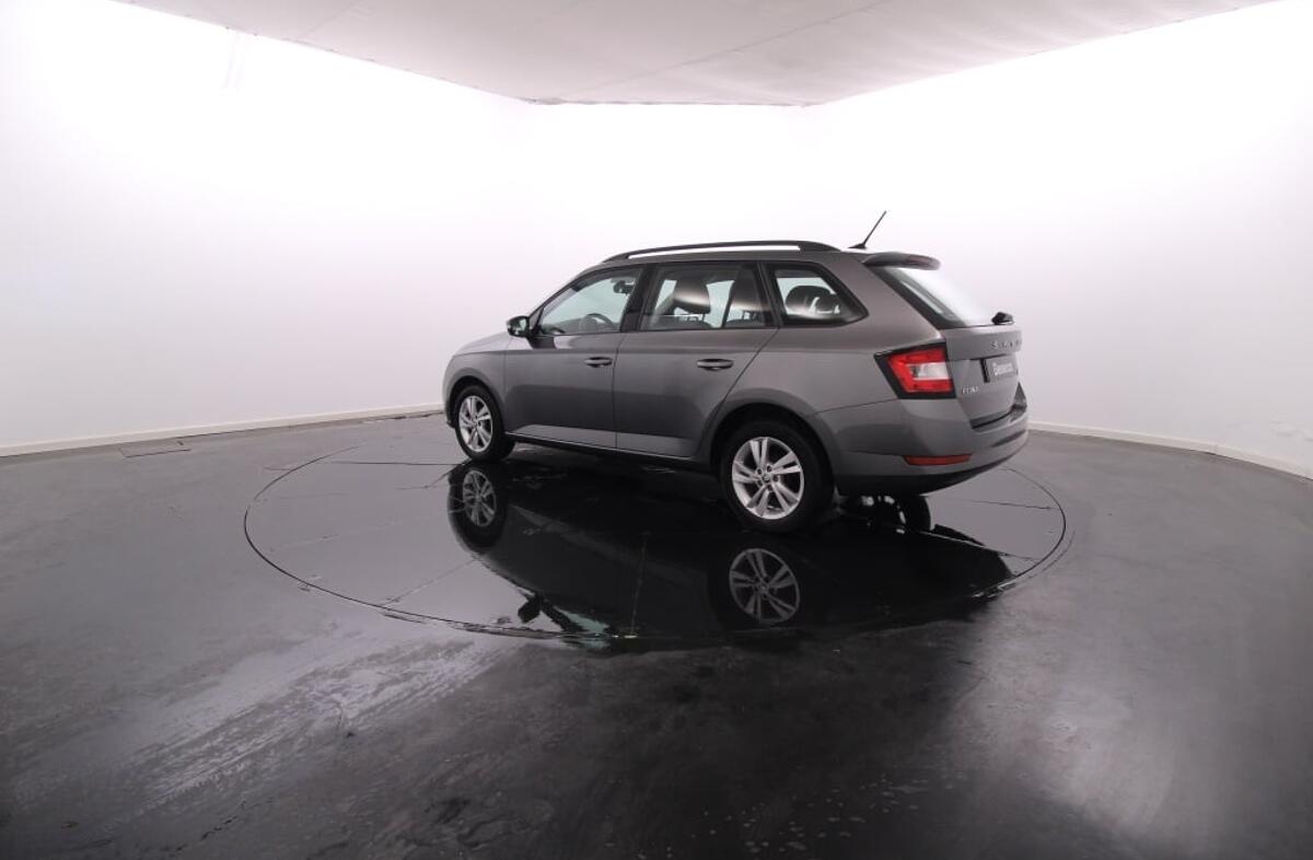 SKODA Fabia 1.0 TSI Ambition