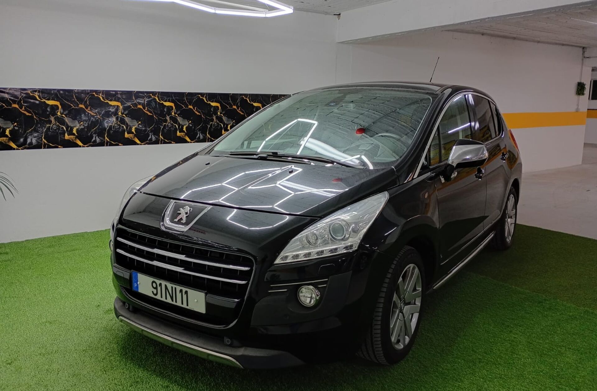 PEUGEOT 3008 2.0 HDi Hybrid4 Limited Edition