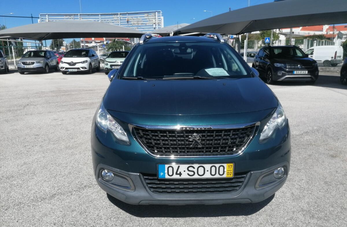 PEUGEOT 2008 1.2 PureTech Style