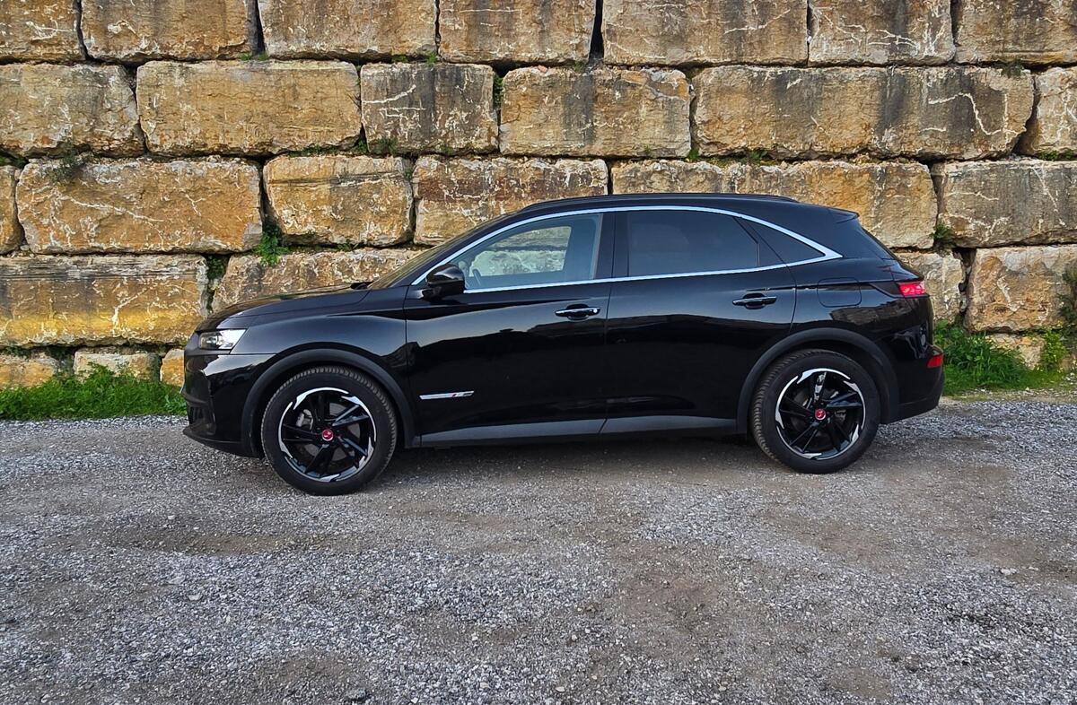 DS DS 7 CB 1.5 BlueHDi Bastille EAT8