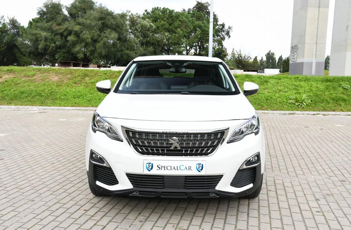 PEUGEOT 3008 1.5 BlueHDi Active