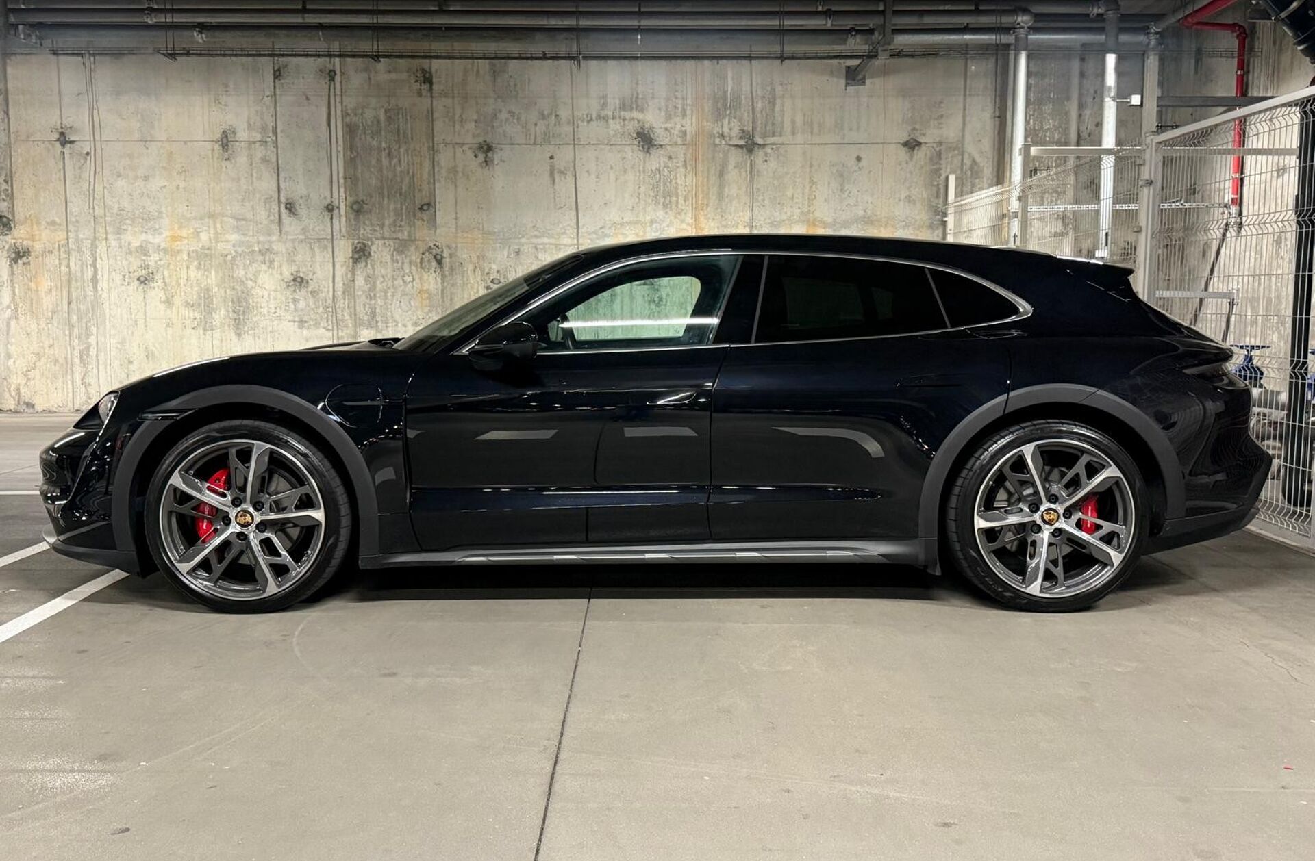 PORSCHE Taycan 4 Cross Turismo