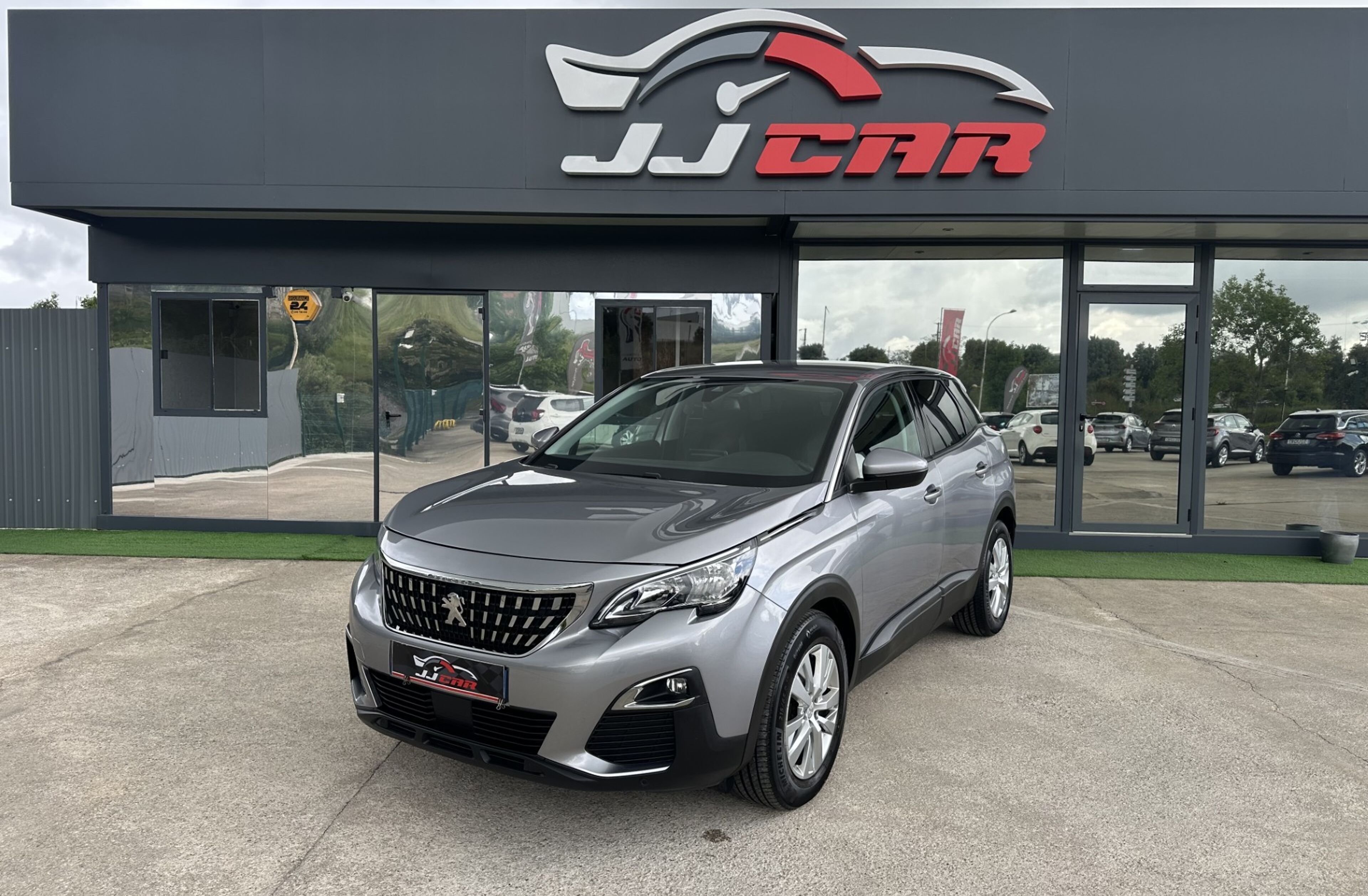 PEUGEOT 3008 1.5 BlueHDi Style