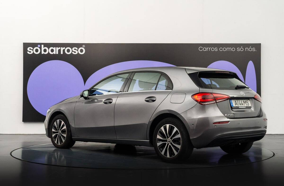 MERCEDES Classe A A 250 e Style Plus