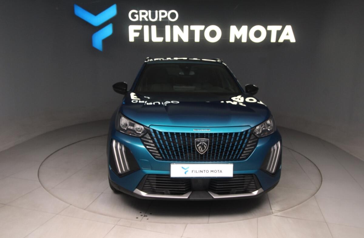 PEUGEOT 2008 1.2 PureTech Allure