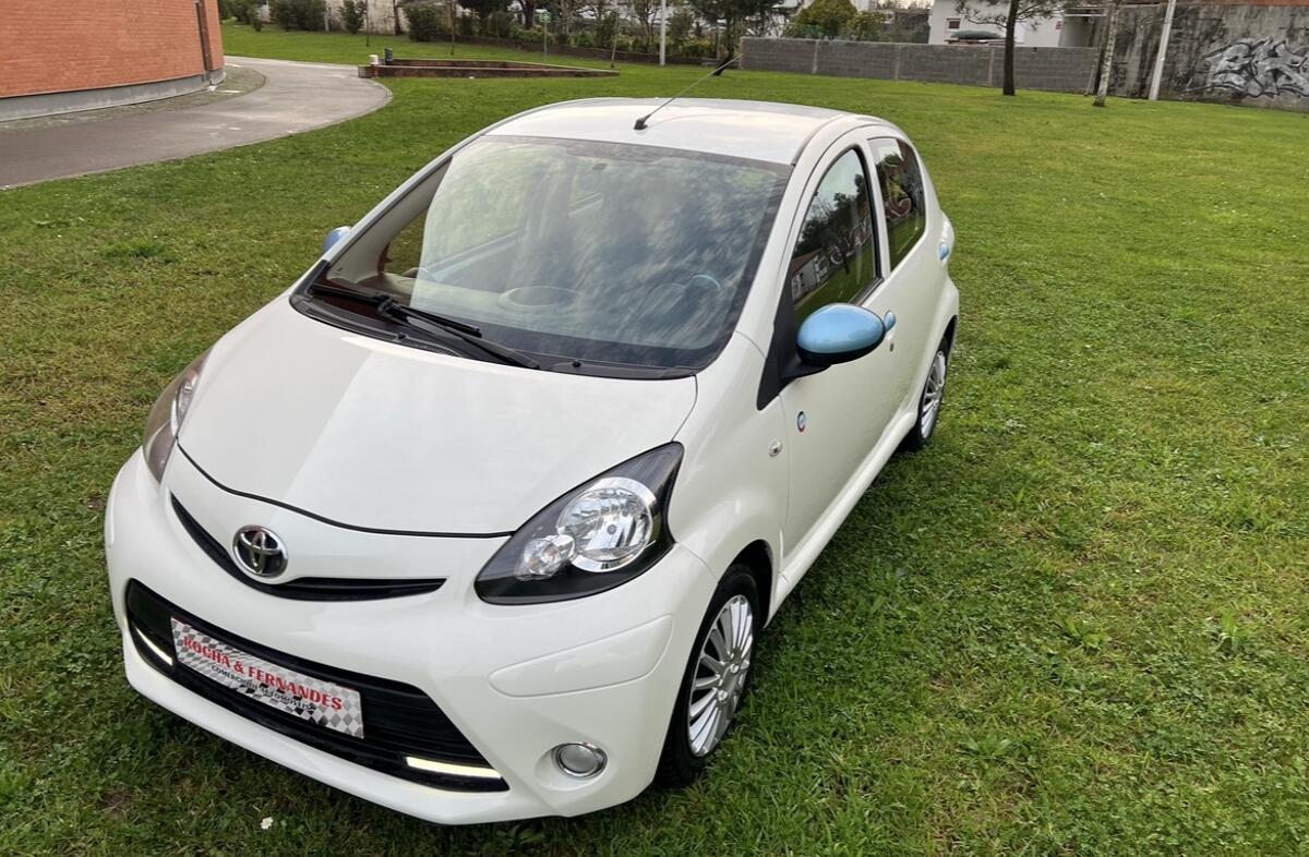 TOYOTA Aygo 1.0 Plus MM