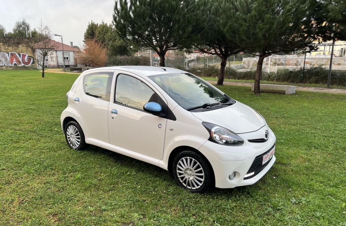 TOYOTA Aygo 1.0 Plus MM