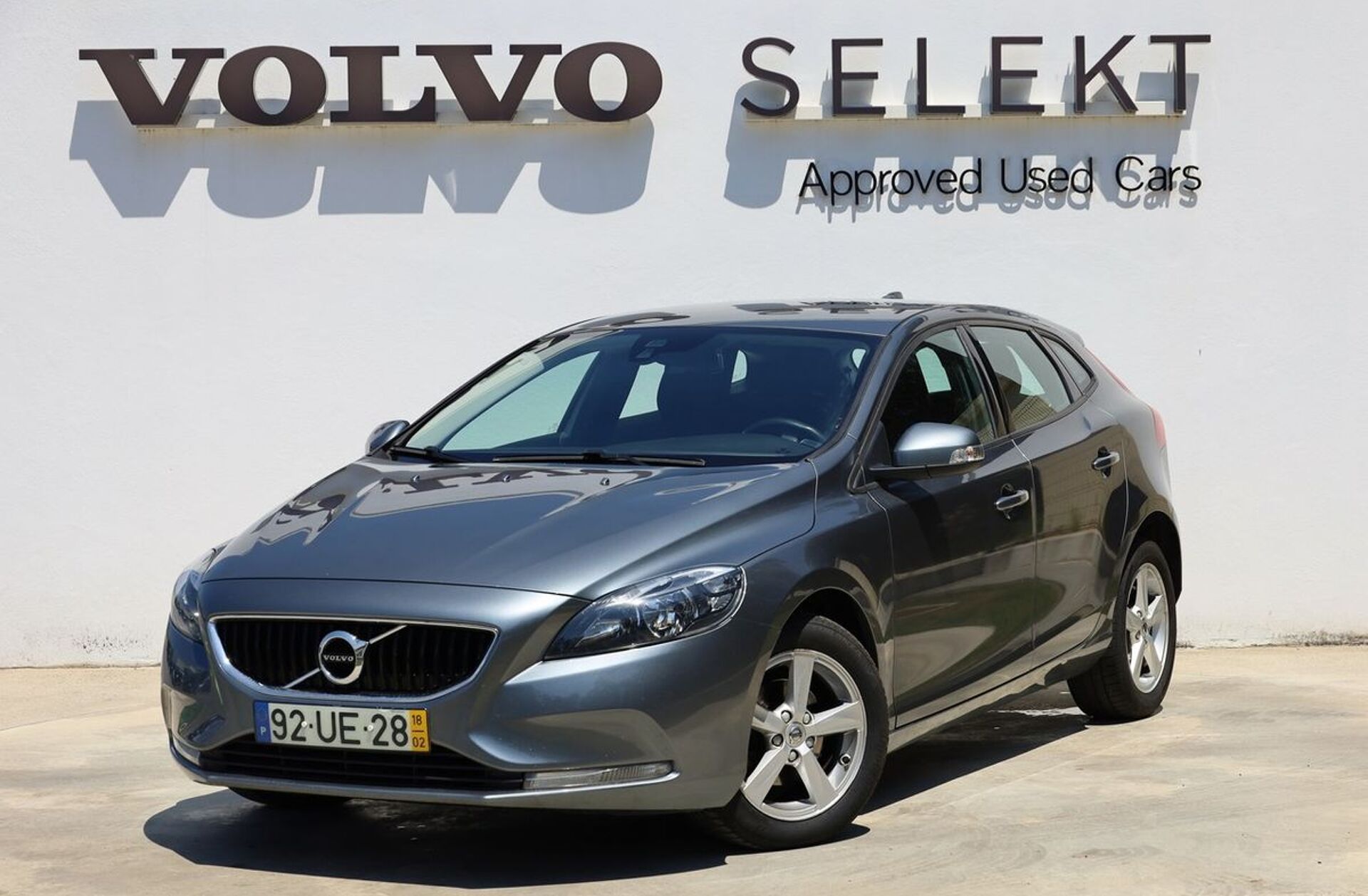 VOLVO V40 2.0 D2 Kinetic